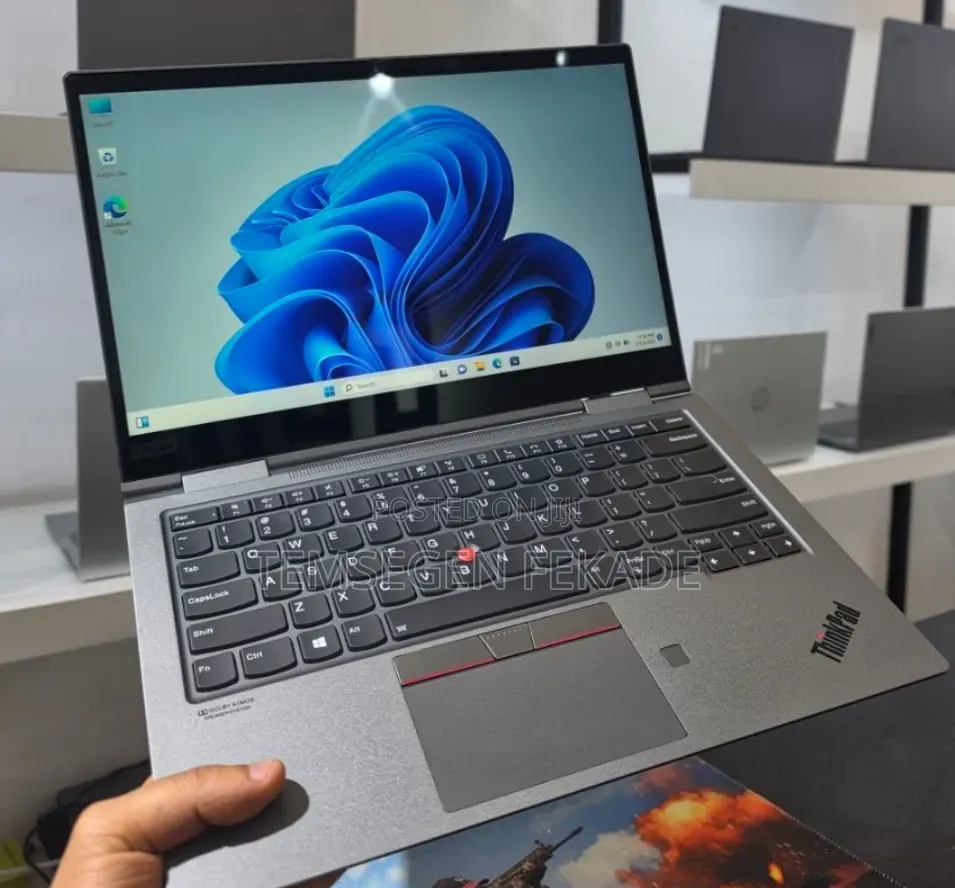 New Laptop Lenovo ThinkPad X1 Yoga 16GB Intel Core i7 SSD 512GB