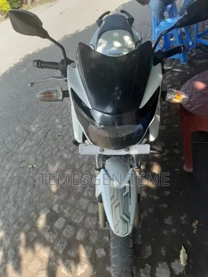 New TVS Apache 180 RTR 2018 White