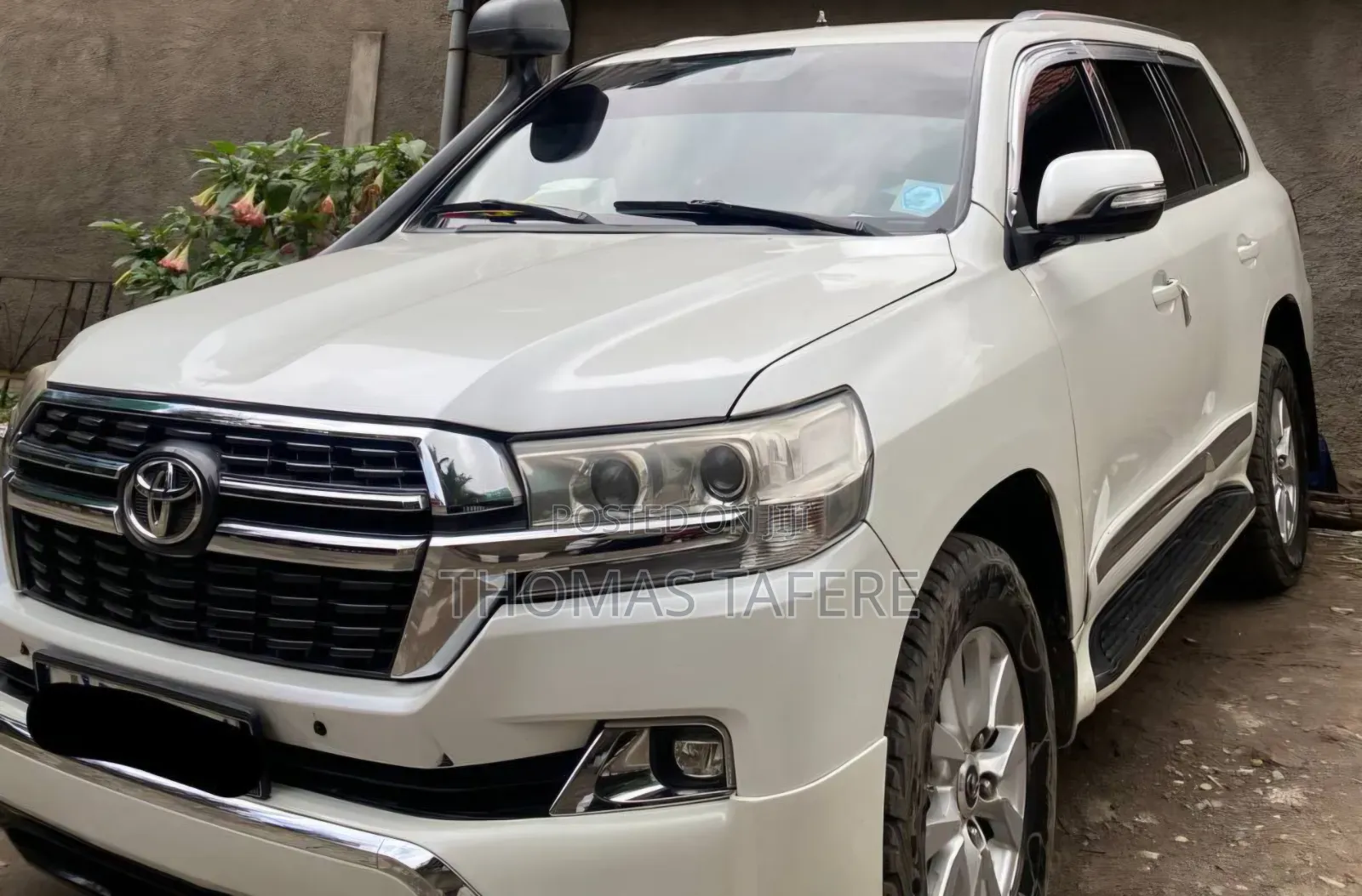 Toyota Land Cruiser 2012 White