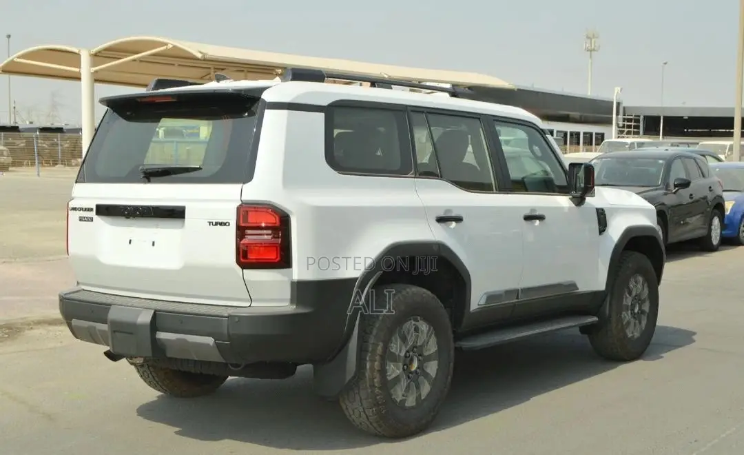 New Toyota Land Cruiser Prado 2025 White