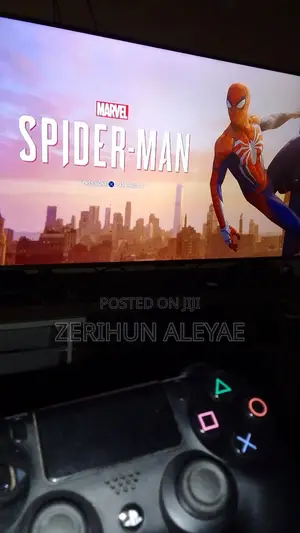 Ps4 Slim 2 Controllers 1 Tera