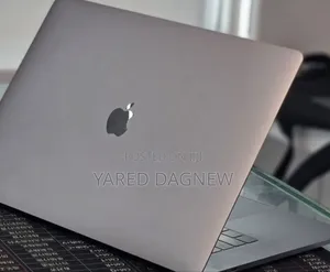 New Laptop Apple MacBook Pro 2018 32GB Intel Core i7 SSD 1T