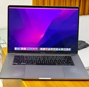 New Laptop Apple MacBook Pro 2018 32GB Apple M1 Pro SSD 2T