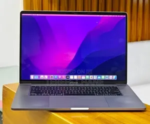 New Laptop Apple MacBook Pro 2018 32GB Apple M1 Pro SSD 2T