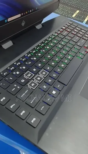New Laptop HP Omen 17 16GB Intel Core i7 SSD 512GB