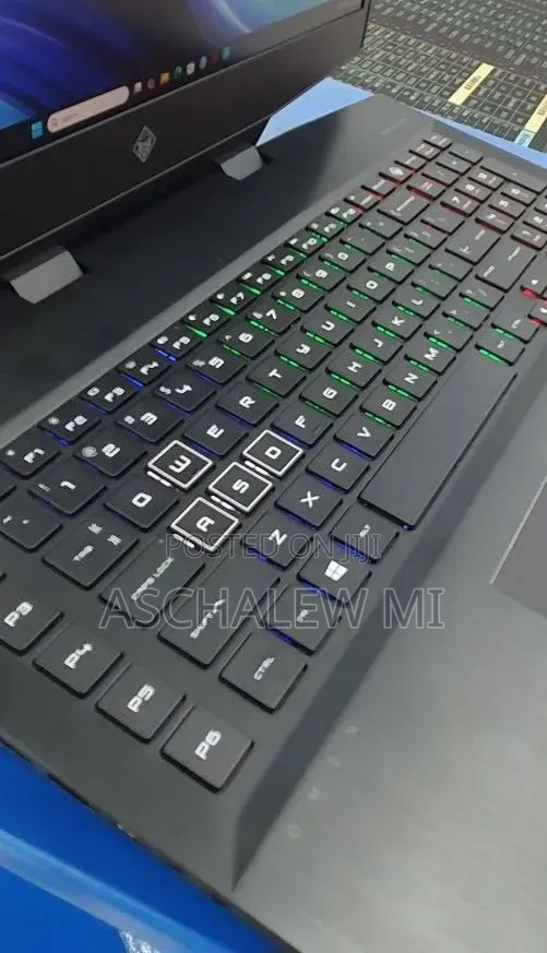 New Laptop HP Omen 17 16GB Intel Core i7 SSD 512GB
