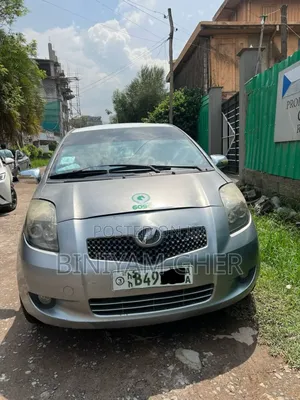 Toyota Yaris 2007 Gray