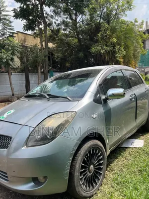 Toyota Yaris 2007 Gray