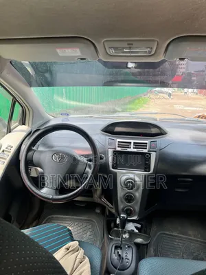 Toyota Yaris 2007 Gray