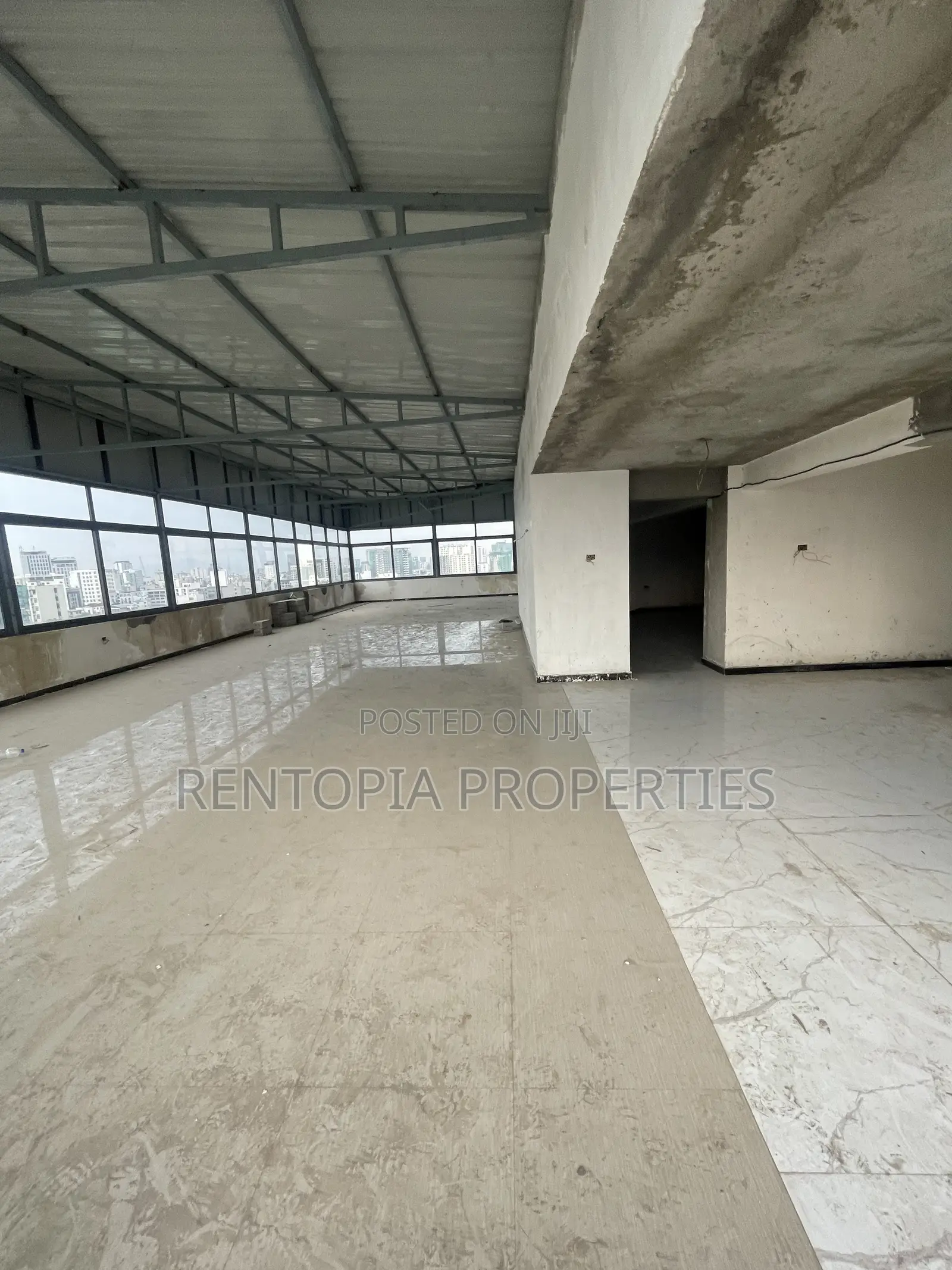 Terrace/ Rooftop for Rent! Lounge / Club/ Restaurant! At Urael