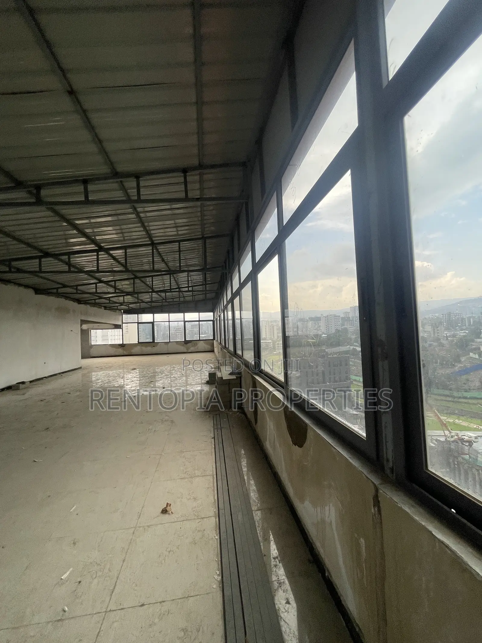 Terrace/ Rooftop for Rent! Lounge / Club/ Restaurant! At Urael