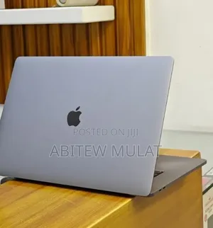 New Laptop Apple MacBook Pro 2018 32GB Intel Core i9 SSD 2T
