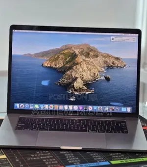 New Laptop Apple MacBook Pro 2018 32GB Intel Core i7 SSD 1T