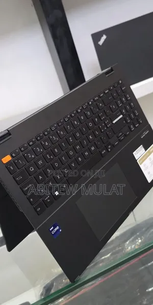 New Laptop Asus VivoBook 15 X505BA 16GB Intel Core i9 SSD 1T