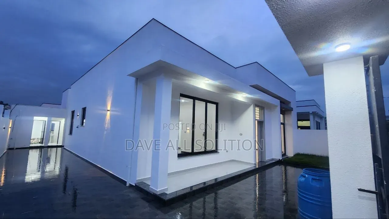 Furnished 5bdrm House in Bole for sale