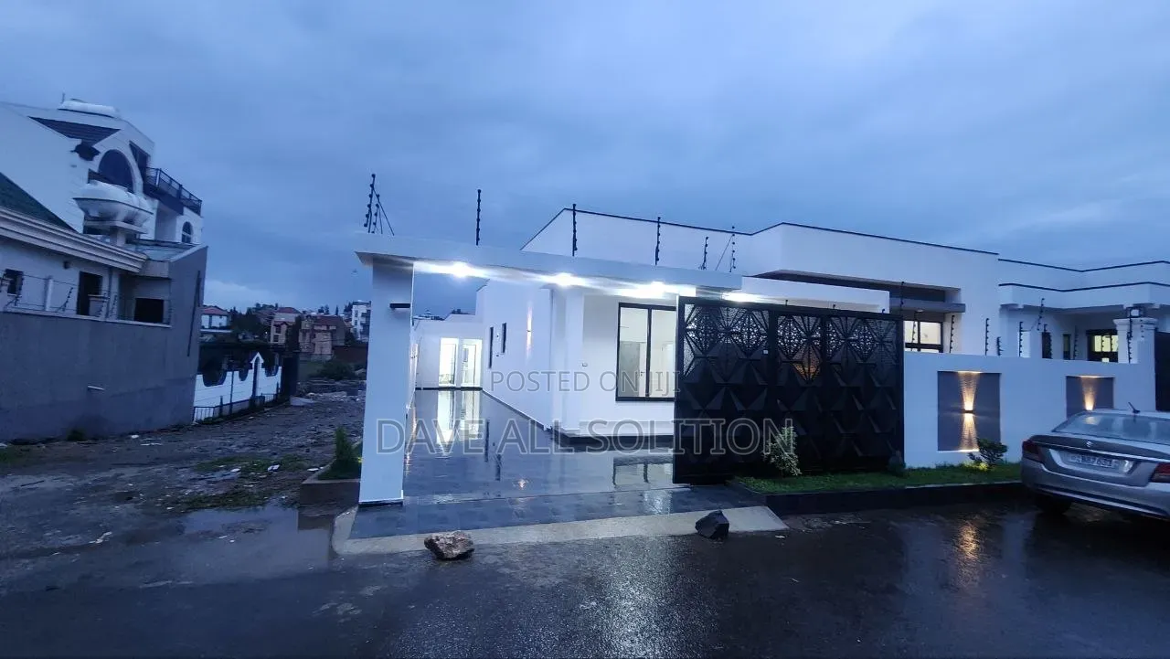 Furnished 5bdrm House in Bole for sale