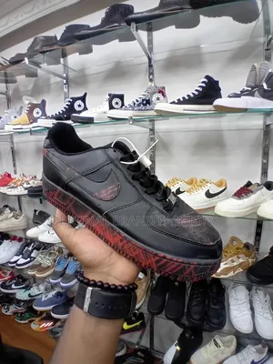 Nike Air Force 1