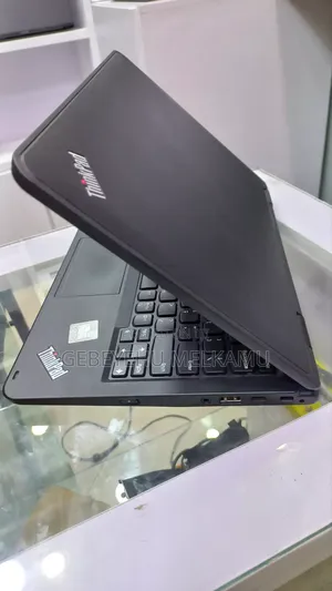 New Laptop Lenovo 8GB Intel Core i5 SSHD (Hybrid) 128GB