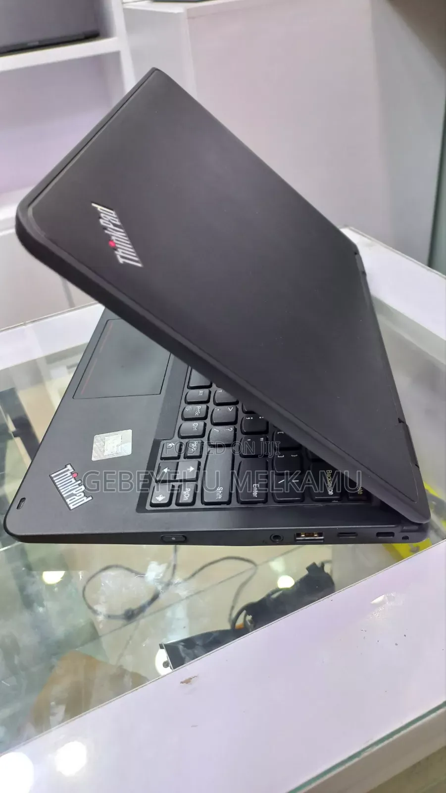 New Laptop Lenovo 8GB Intel Core i5 SSHD (Hybrid) 128GB