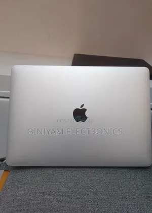 New Laptop Apple MacBook Air 8GB Apple M1 SSD 256GB