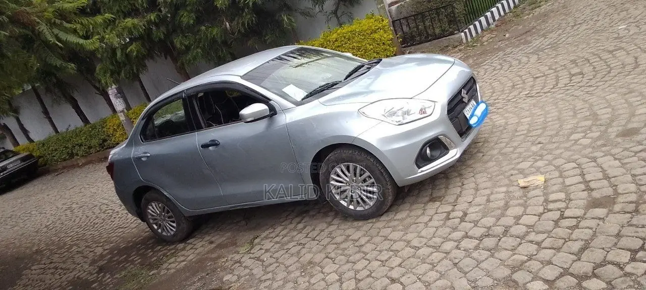 Suzuki Dzire 2024 Silver