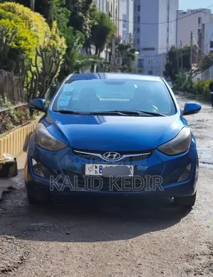 Hyundai Avante 2016 Blue