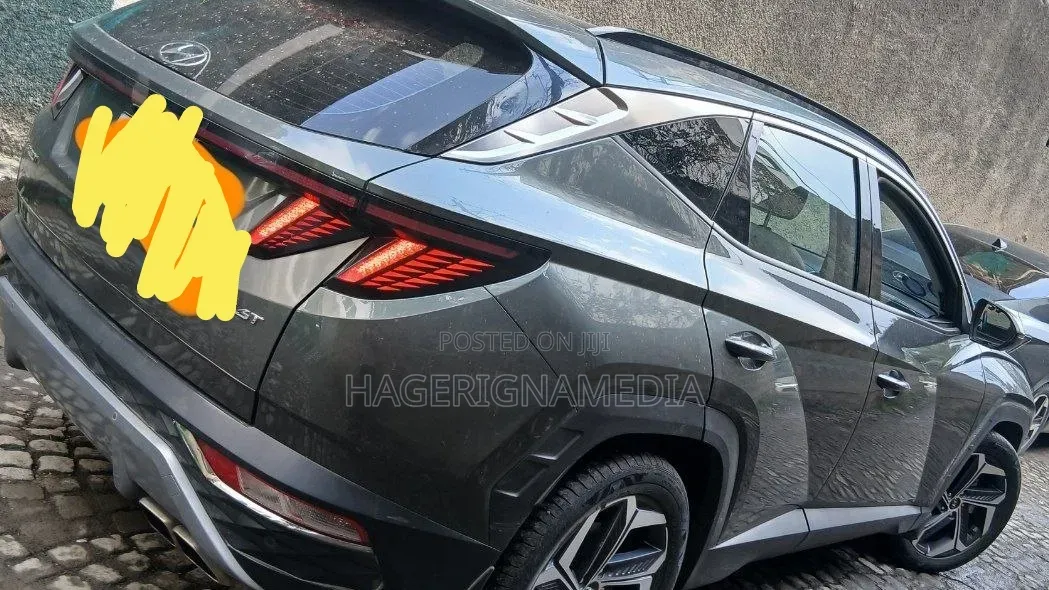 Hyundai Tucson 2023 Gray