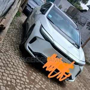 Toyota bZ4X 2024 White