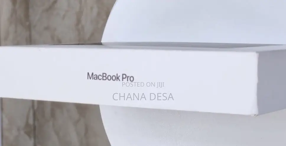 New Laptop Apple MacBook Pro 2025 M5 16GB Apple M5 Pro SSD 1T