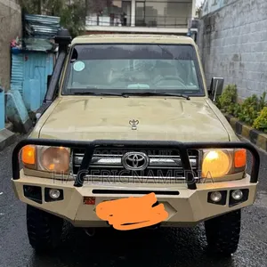 Toyota Land Cruiser 2012 Beige