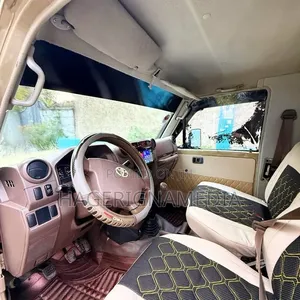 Toyota Land Cruiser 2012 Beige