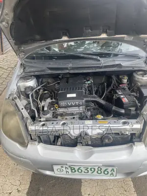 Toyota Vitz 1.0 FWD 3dr 2003 Gray