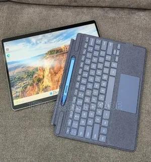 New Laptop Microsoft Surface Pro 9 16GB Intel Core i7 SSD 512GB