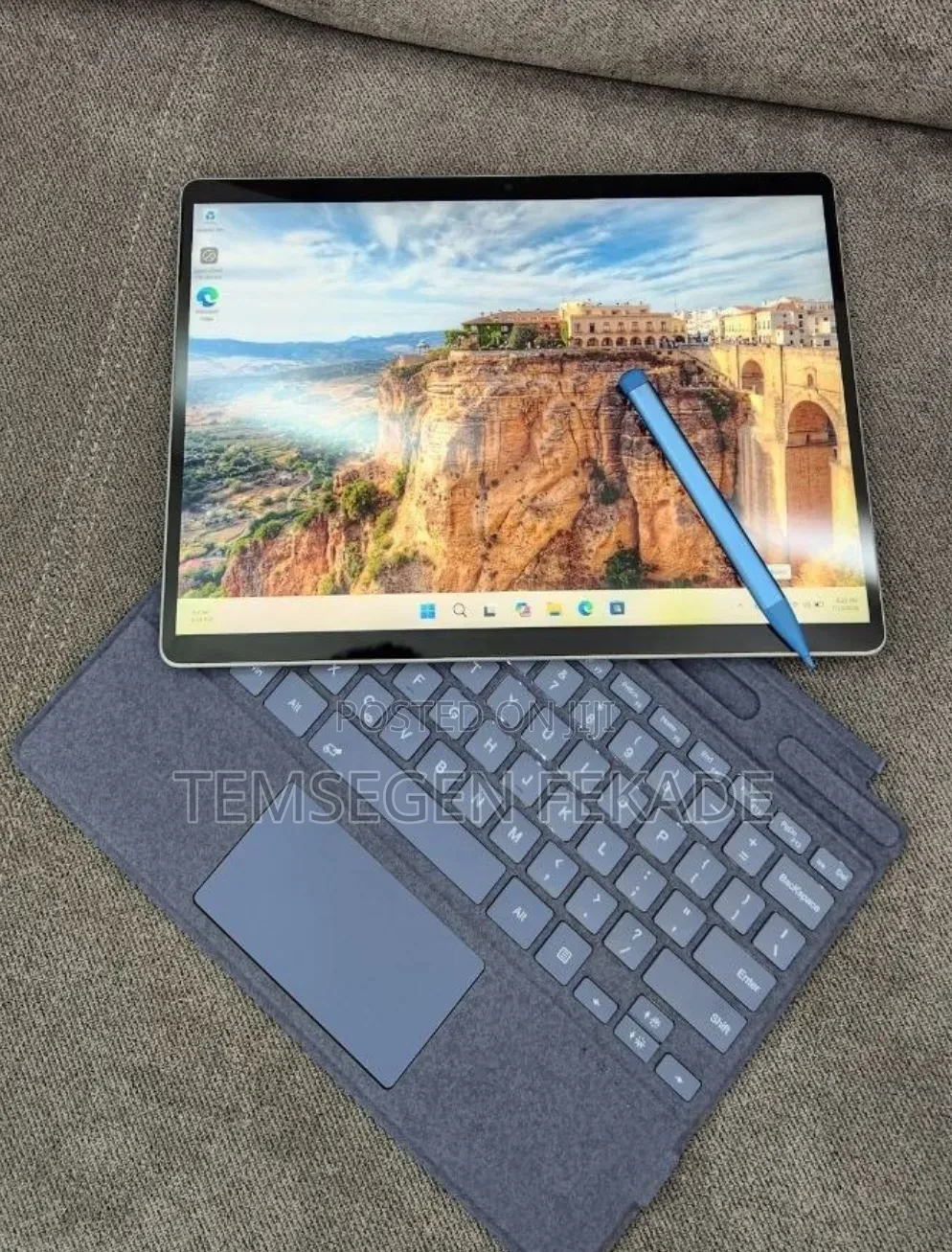 New Laptop Microsoft Surface Pro 9 16GB Intel Core i7 SSD 512GB