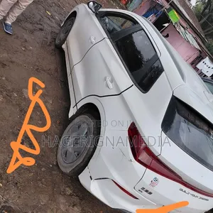 BYD E2 43 kWh 94 hp FWD 2024 White