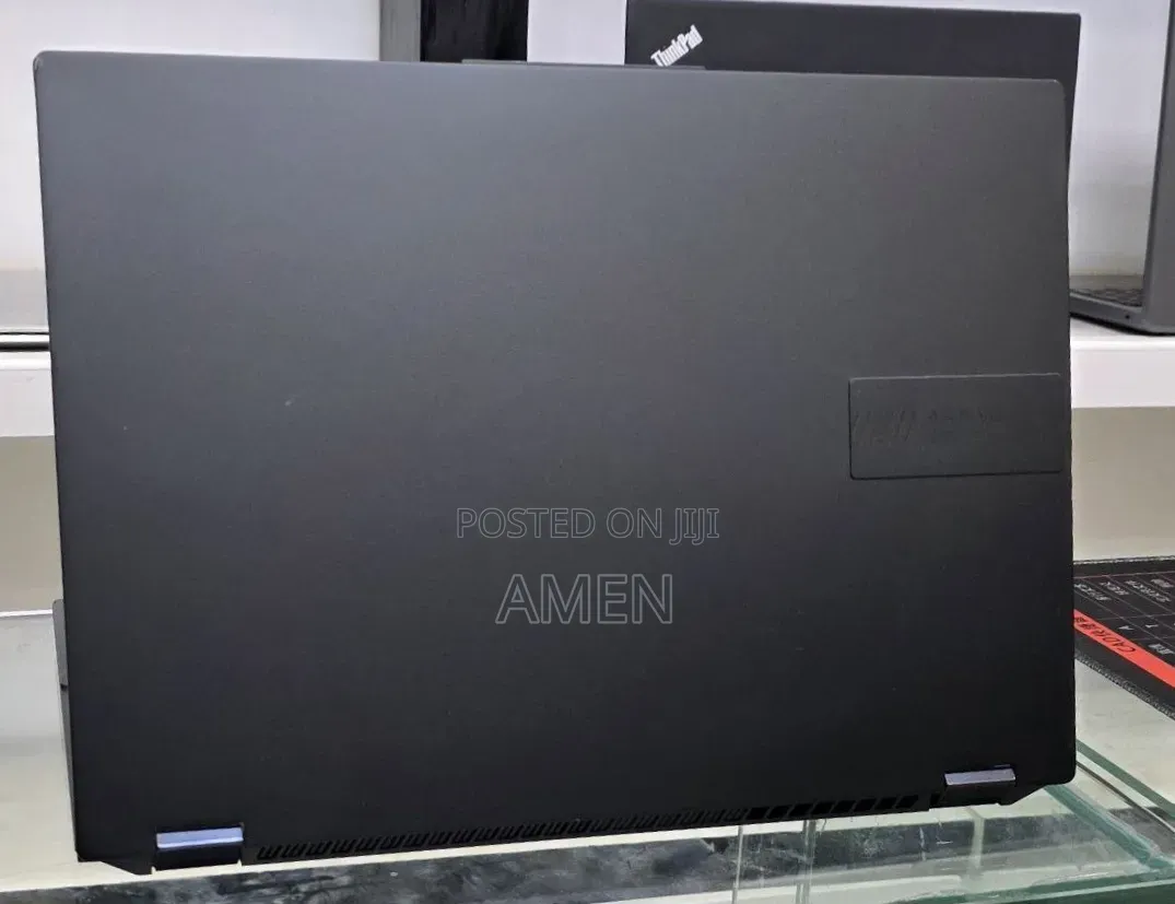 New Laptop Asus VivoBook 15 X505BA 16GB Intel Core i9 SSD 1T
