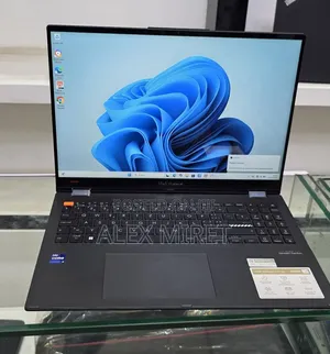 New Laptop Asus Vivobook 16 16GB Intel Core i9 SSD 1T