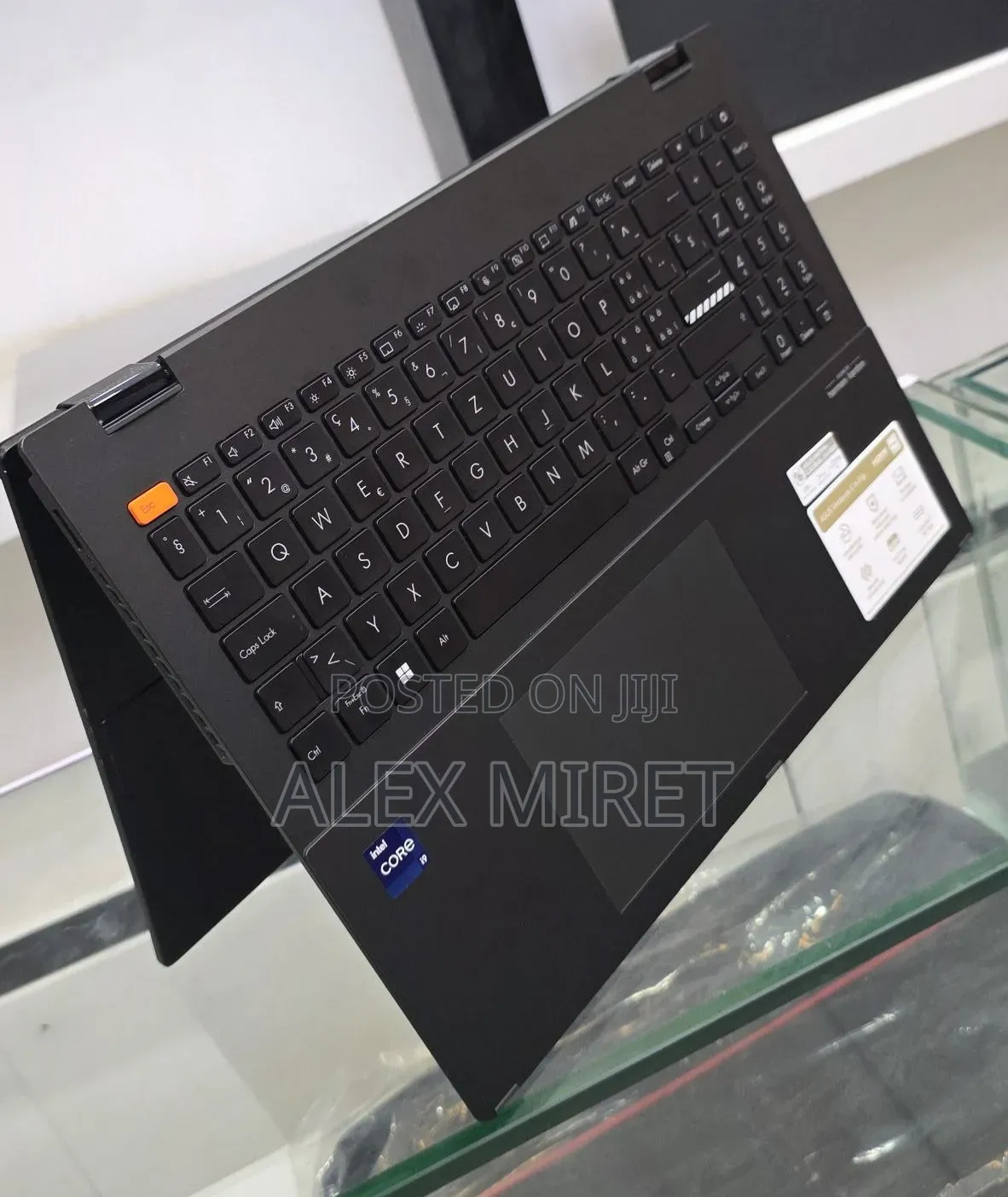 New Laptop Asus Vivobook 16 16GB Intel Core i9 SSD 1T