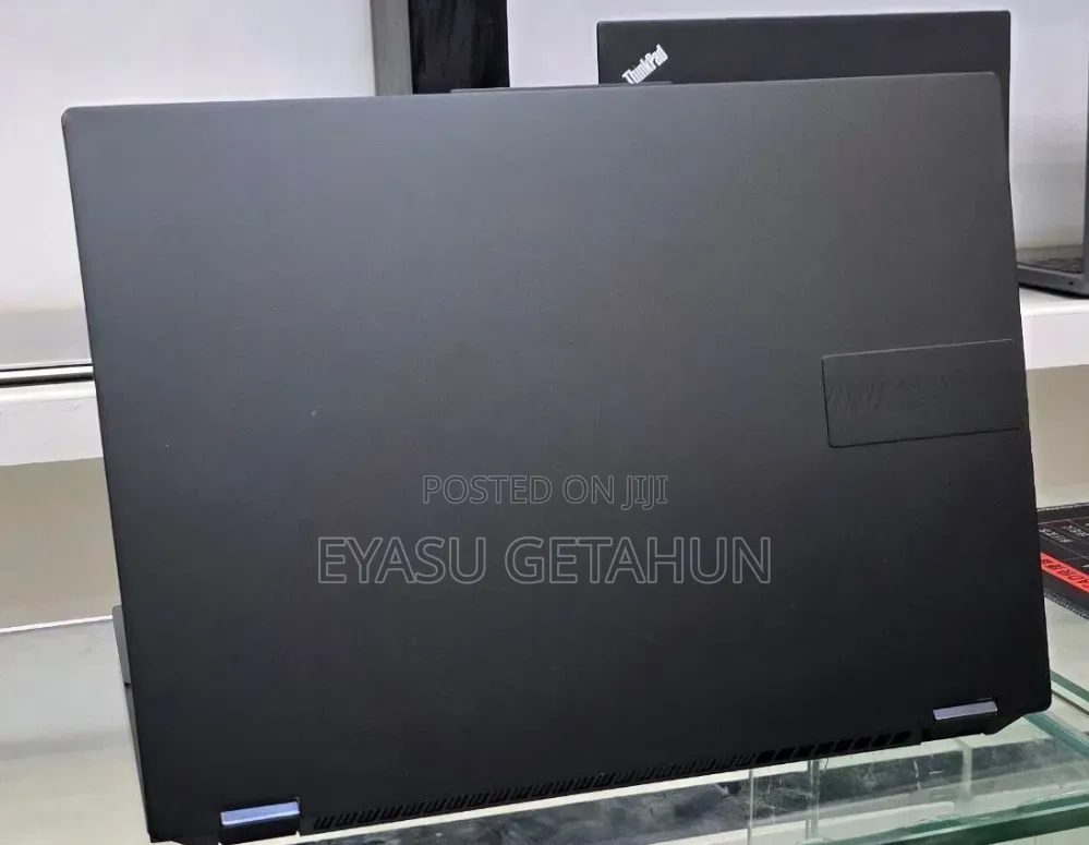 New Laptop Asus VivoBook 15 X505BA 16GB Intel Core i9 SSD 1T