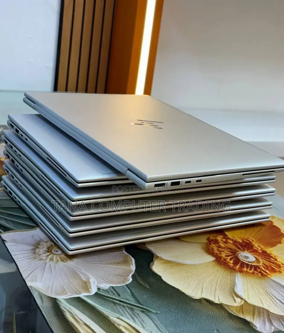New Laptop HP EliteBook x360 1040 G9 16GB Intel Core i7 SSD 512GB