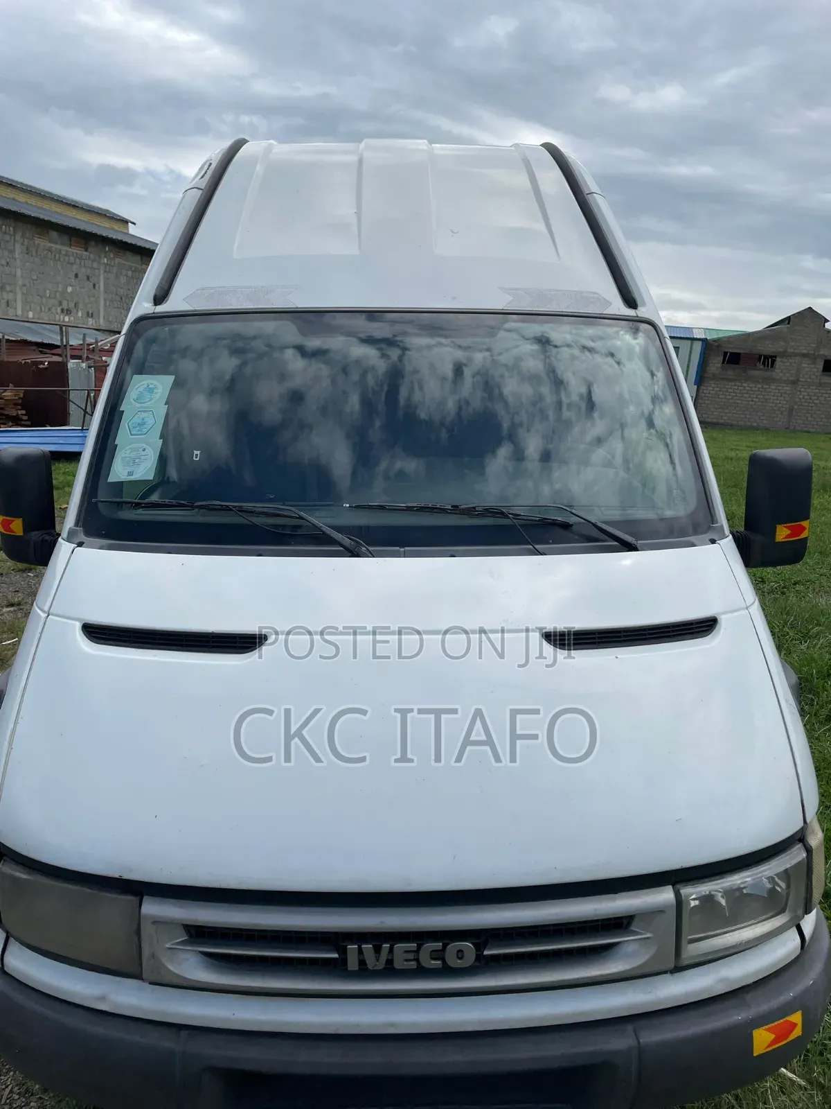 Iveco Massif 2007 White