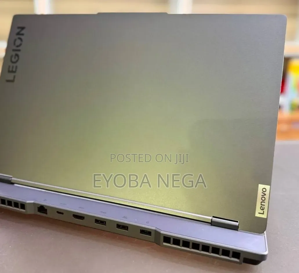 New Laptop Lenovo Legion 5 16GB AMD Ryzen 7 SSD 512GB