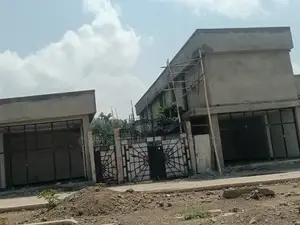 11bdrm House in Dukem Bishoftu, East Shewa for sale