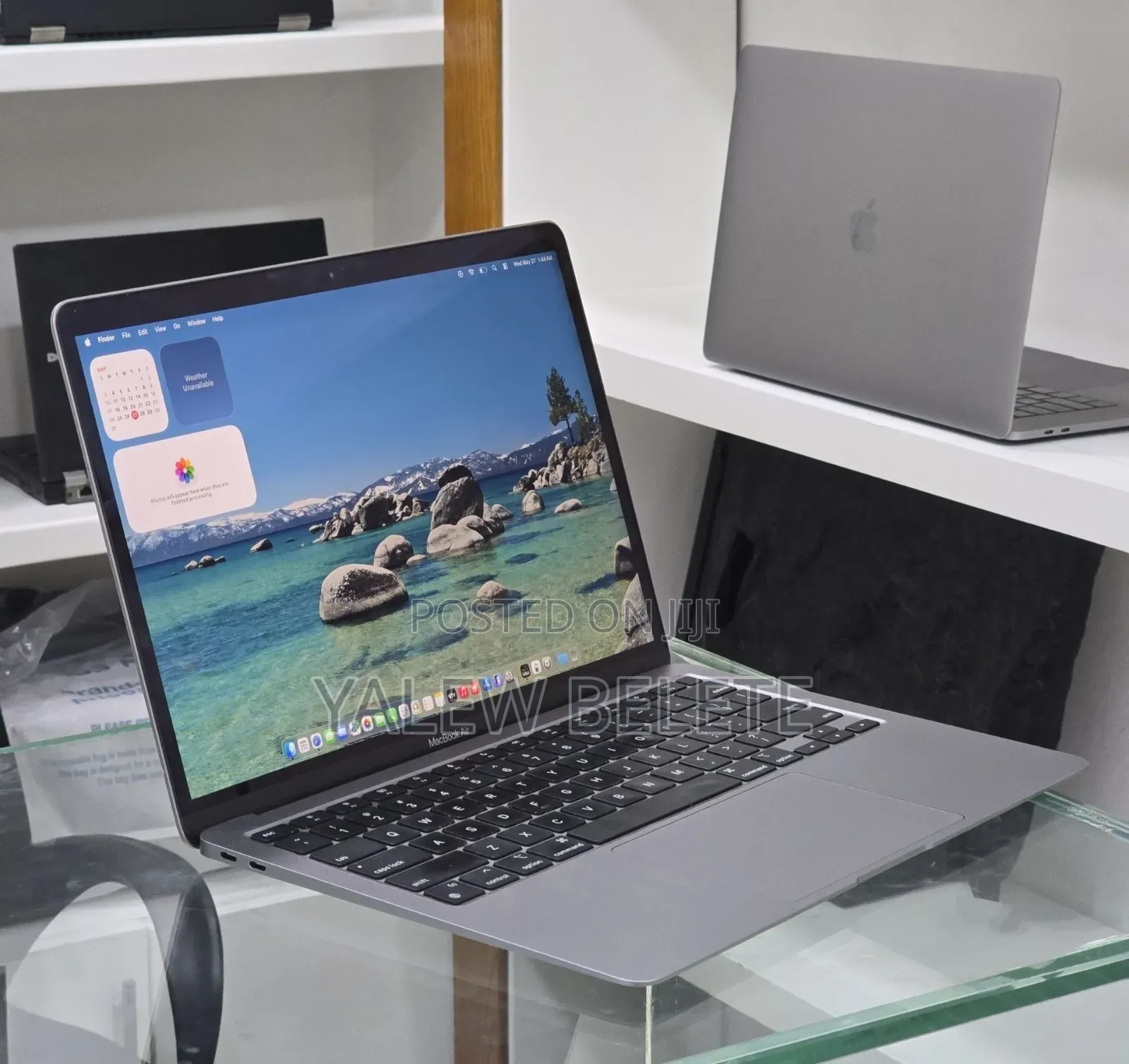New Laptop Apple MacBook Air 2020 M1 8GB Apple M1 SSD 256GB