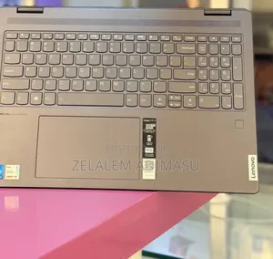 New Laptop Lenovo Yoga 7i 16GB Intel Core i7 SSD 512GB