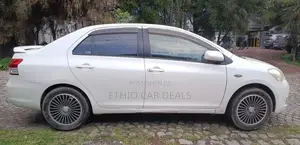 Toyota Yaris 2008 White