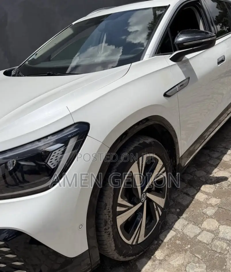 Volkswagen ID.6 2024 White