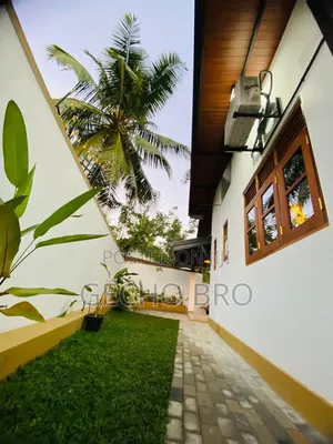 Furnished 4bdrm House in Bole for sale