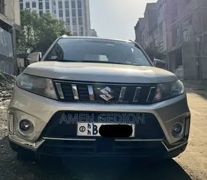 Suzuki Grand Vitara 2021 Silver