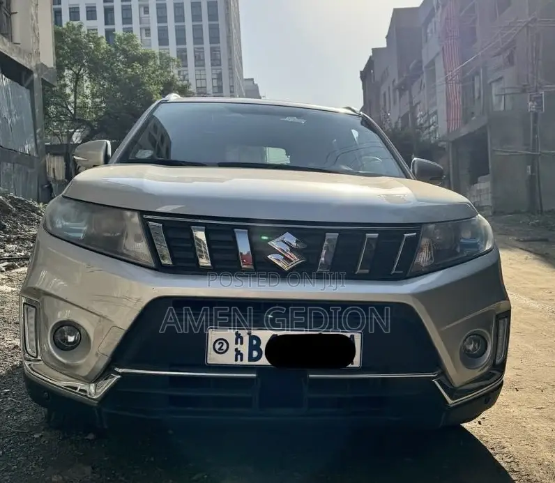 Suzuki Grand Vitara 2021 Silver